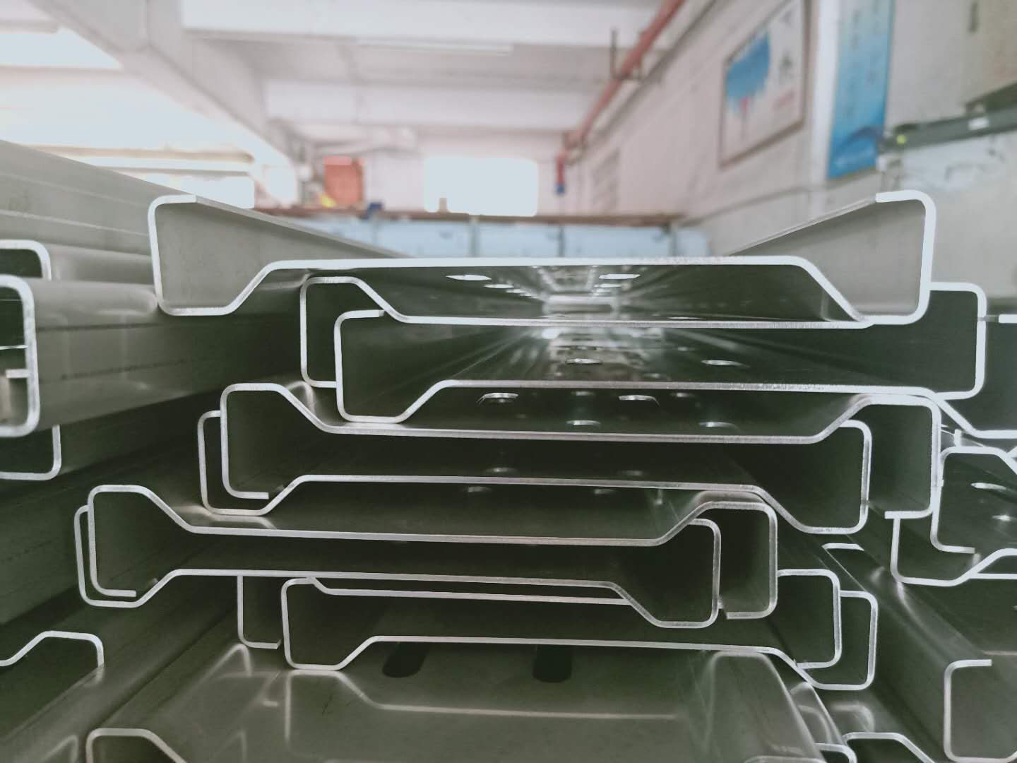 百藝公司:不銹鋼水槽 百藝公司:不銹鋼水槽